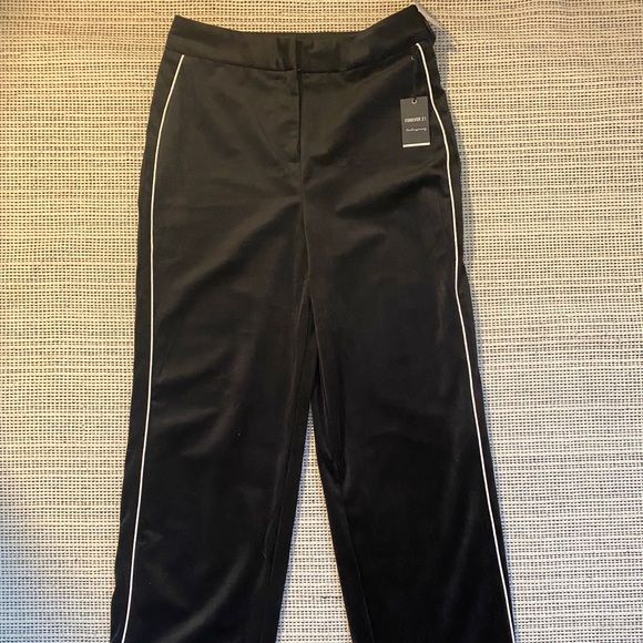 Black Velvet Wide-leg Striped Pants - Picture 3 of 6